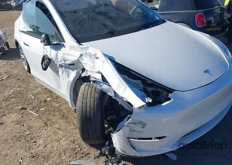 2021 Tesla Model Y Long Range Dual Motor All-Wheel Drive from USA, damaged, VIN 5YJYGDEE8MF180829